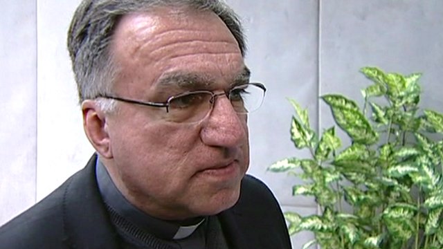 Cardinal Keith O'Brien resigns as Archbishop - BBC News